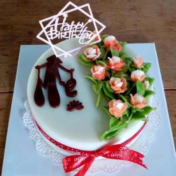 Bánh kem rau câu sinh nhật 4D hoa hồng mừng Cha Mẹ