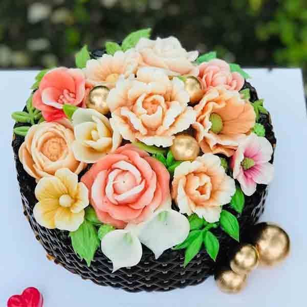 Bánh rau câu sinh nhật trang trí hoa nổi 4D đẹp